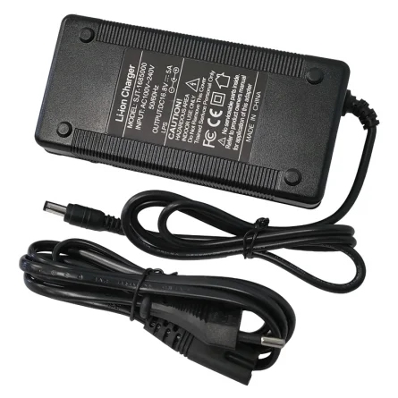 Lithium battery charger 14.8V 3A